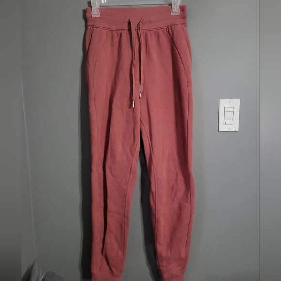 lululemon athletica Pants - Lululemon scuba joggers